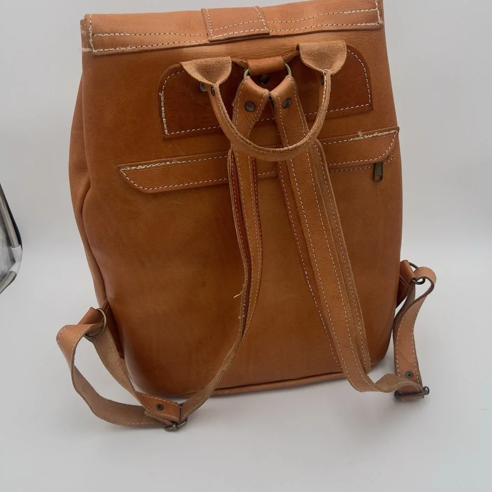 Brown Leather Hiking Backpack 15L Drawstring Buckle 2-Pocket Adjustable Straps